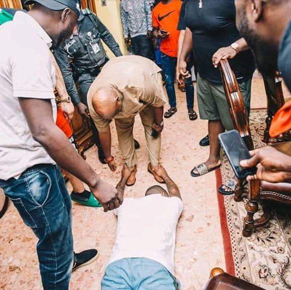 Davido is on the floor for his&nbsp;uncle