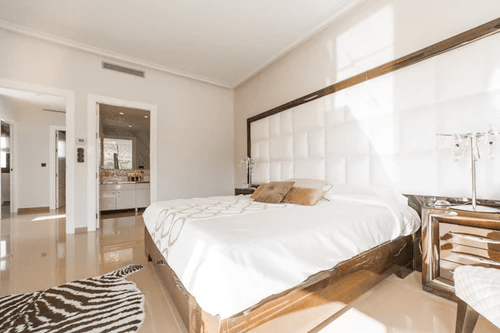 Top 5 most stylish  celebrity Bedrooms&nbsp;.