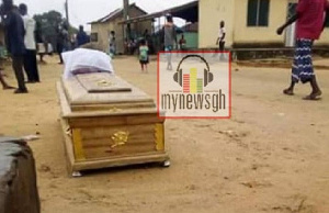 Confusion rocks funeral grounds as coffin left in  the middle of the town for&nbsp;days.
