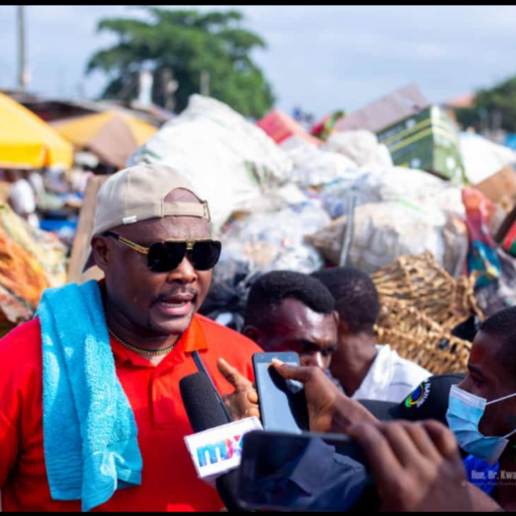 Cape Coast North M P embarks On Massive Clean Up Exercise In His&nbsp;Constituency