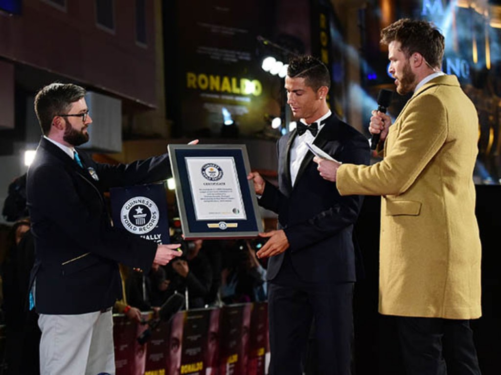 Finally Christiano Ronaldo has mounted Guinness Book of World&nbsp;Records.