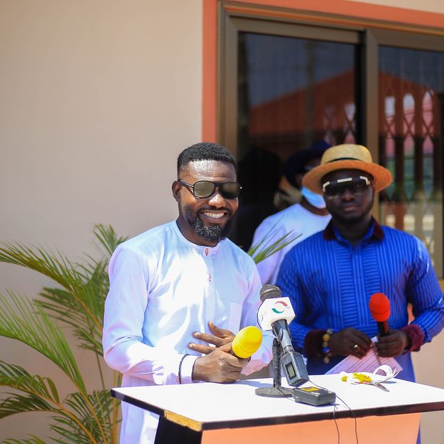 TV3 HAS HANDED OVER  2 SELF-CONTAINED BEDROOM  TO MENTOR 3&nbsp;WINNER.