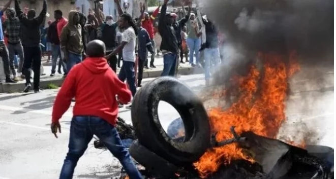South Africa; Xenophobia Attack sparks Again in South Africa. Foreigners&nbsp;warned.